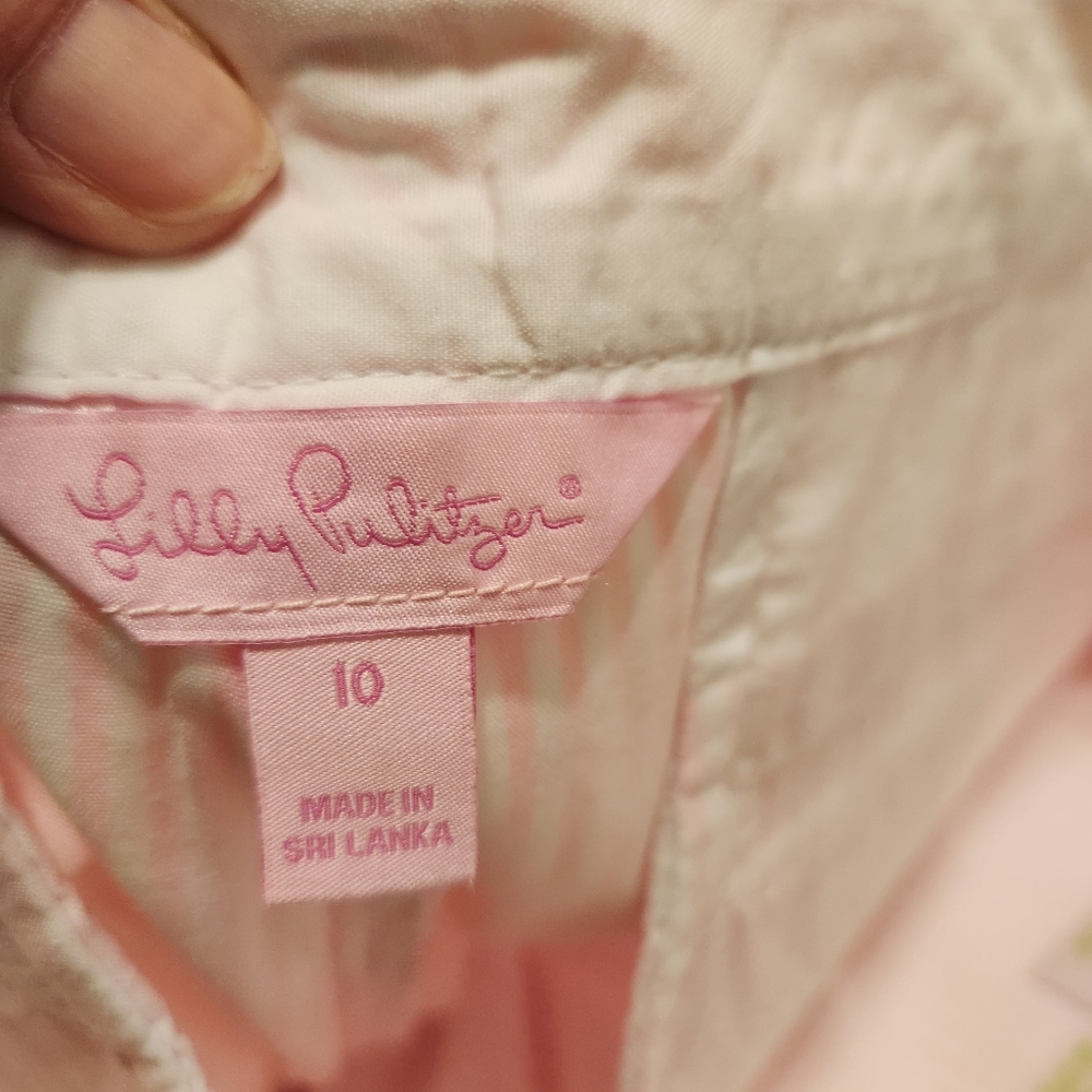 Lilly Pulitzer Callaghan Shorts - Picture 5 of 6